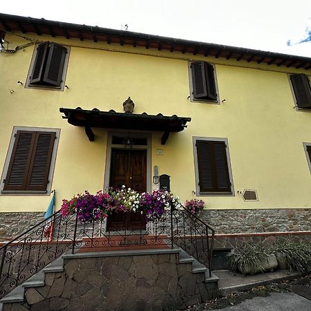 A Collodi Io & Mamma100 M Dal Parco Di Pinocchio Bed & Breakfast Bagian luar foto
