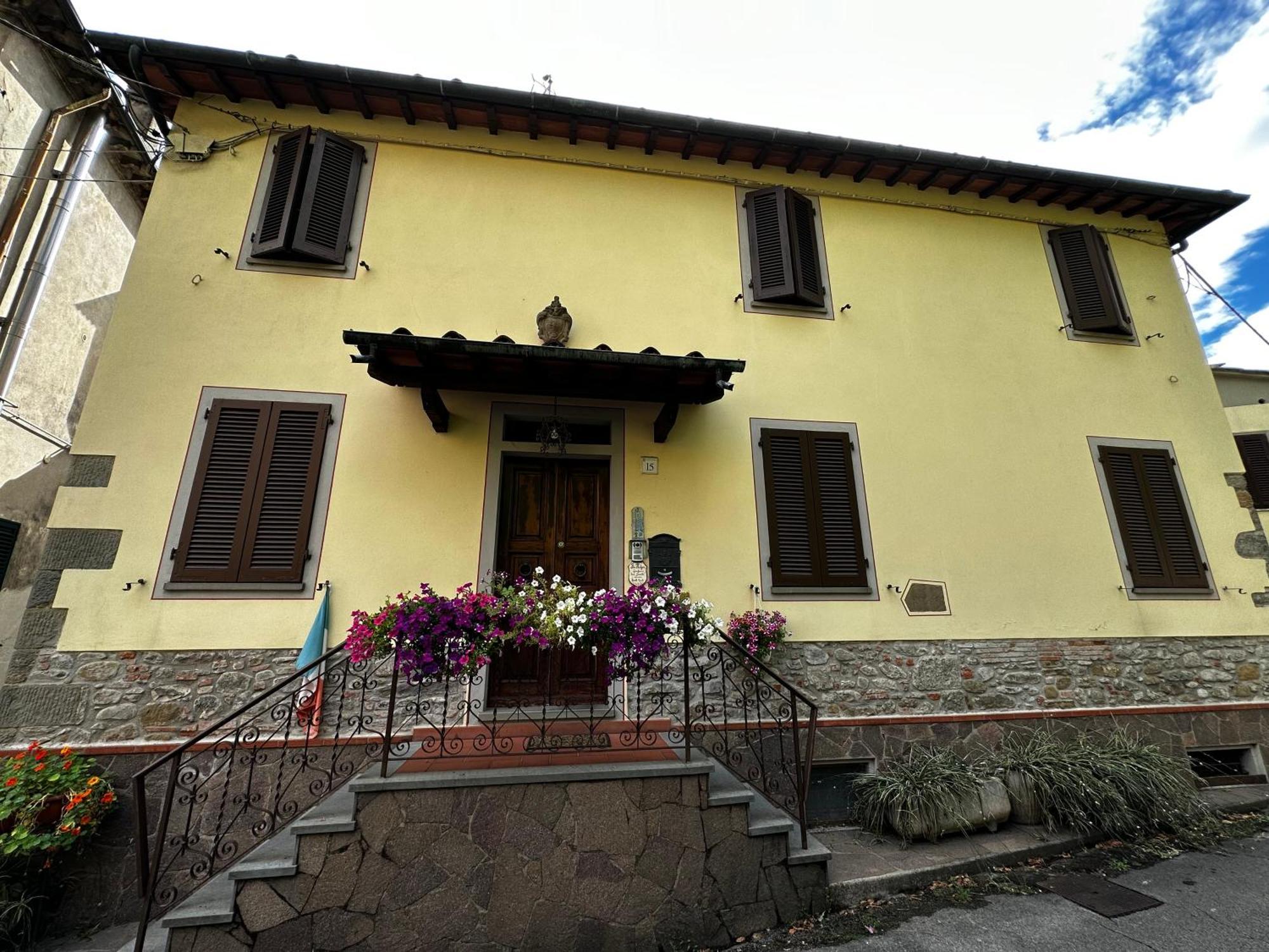 A Collodi Io & Mamma100 M Dal Parco Di Pinocchio Bed & Breakfast Bagian luar foto